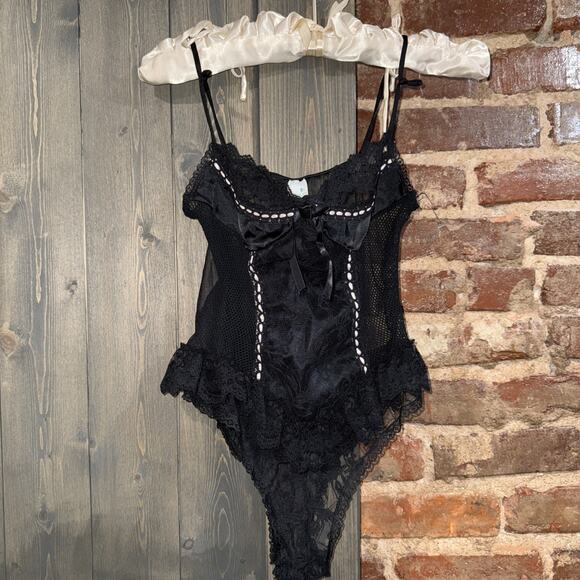 Vintage Black Fish Net Teddy Lingerie white Satin ribbon Bustier Sz M Burlesque - Picture 5 of 9